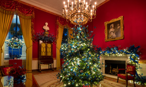 Christmas atmosphere inside the White House