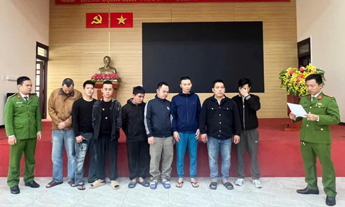 Gambling ring transacted 350 billion VND