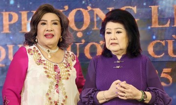 Singer Phuong Lien reunites with 'golden generation' artists