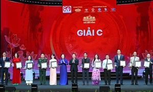 VnExpress wins third prize in national press awards on the National Assembly and people's councils