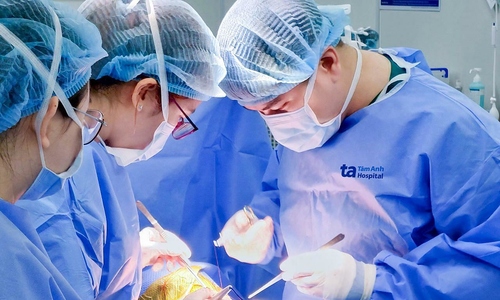 Multiple benign and malignant thyroid nodules in a woman's neck