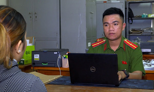 Woman falsely reports roadside gold robbery