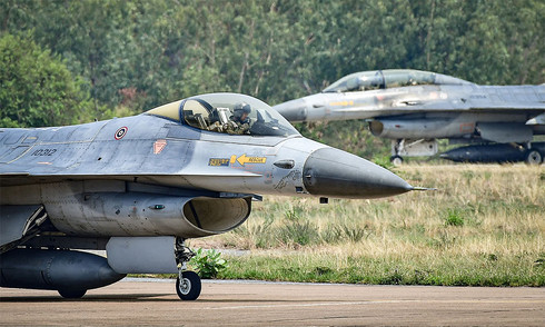 Cambodia accuses Thai F-16s of airstrikes on border provincial capital