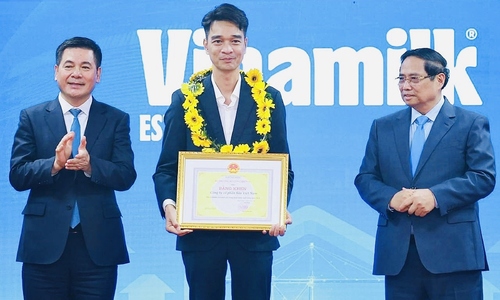 Vinamilk receives award for outstanding export performance