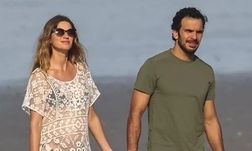 'World's richest supermodel' marries martial artist