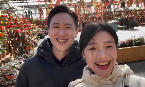 A love story born from a Muong girl getting lost at a Japanese train station