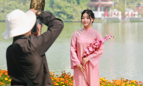 Northern region: dry sunshine early week, rain mid-week