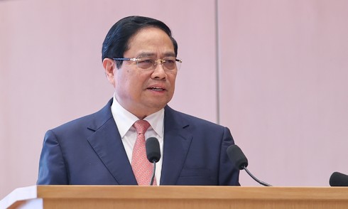 Prime Minister: Vietnam's stability is the 'safest anchor' for investors