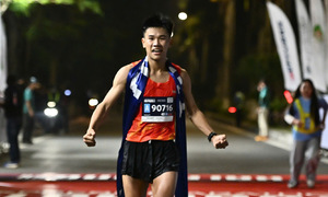 Hoang Viet Vi Ly unexpectedly wins VnExpress Marathon Hai Phong 2025