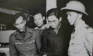 Memoir on "weapon king" Tran Dai Nghia launched