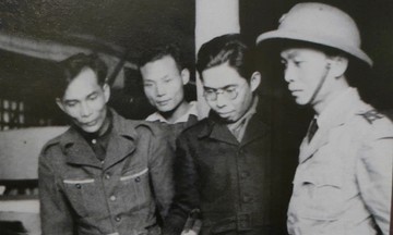 Memoir on "weapon king" Tran Dai Nghia launched