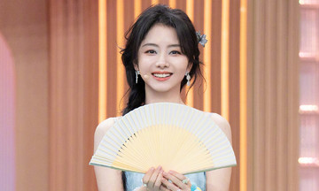 Chinese 'Youth Goddess' dances to Vietnamese music