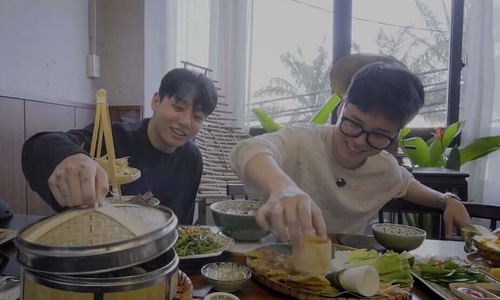 Jimin and Jungkook enjoy banh xeo, mi Quang