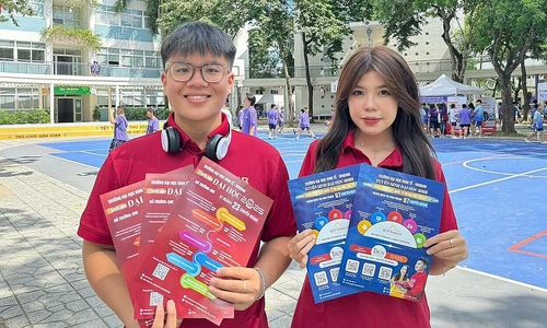 University of Economics expects to drop transcript review for most programs