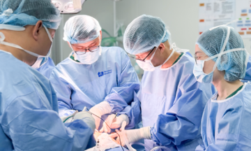 Asymptomatic thymic tumor