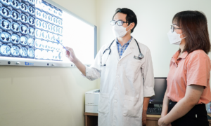 Does white mold cause respiratory illnesses?