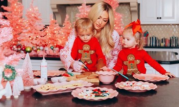 Hollywood stars celebrate Christmas