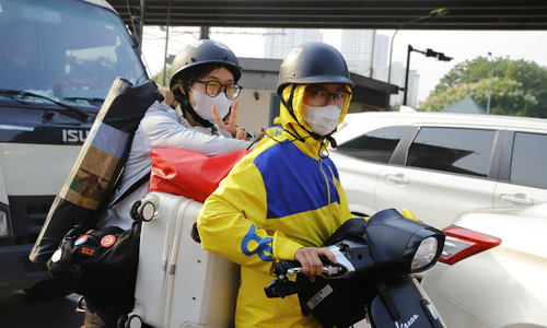 Confusion over 'suddenly extended' new year holiday