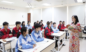 National math Olympiad exam criticized as superficial, failing to meet standards