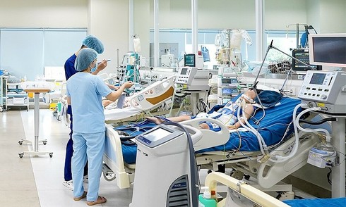 Myocarditis complications due to flu