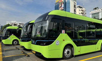 Nearly 60 CNG buses in Ho Chi Minh City replaced by electric vehicles