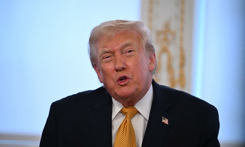 US experts warn of consequences if Trump recalls string of ambassadors