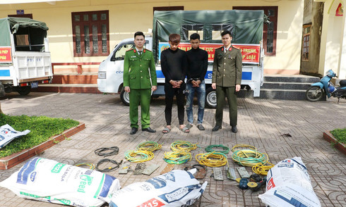 Two men linked to 150 lightning arrester cable thefts across 80 communes