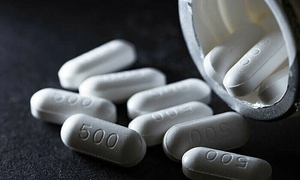 Girl nearly dies after self-medicating with paracetamol for headache