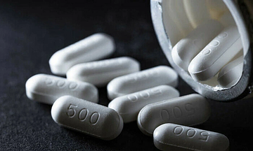 Girl nearly dies after self-medicating with paracetamol for headache