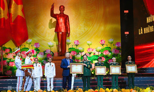 Seven military, public security collectives awarded hero of the people's armed forces title