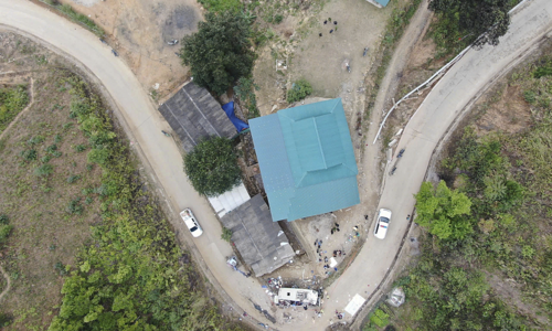 Passenger bus loses brakes going downhill, killing 9