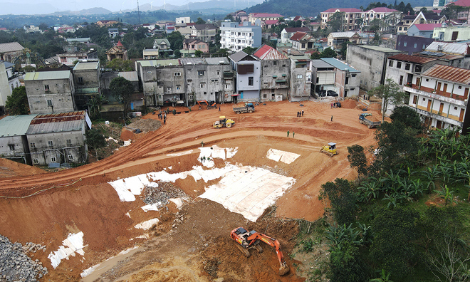 Government provides 8 billion dong to Quang Tri for Khe Sanh landslide recovery