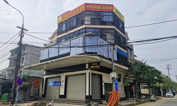 Major Ha Tinh gold shop branches unexpectedly close