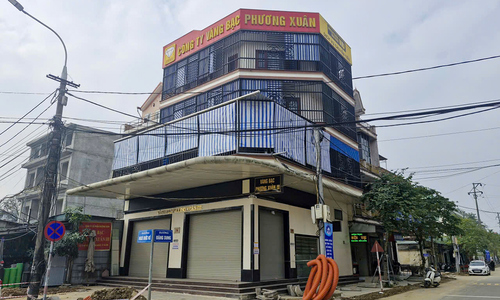 Major Ha Tinh gold shop branches unexpectedly close