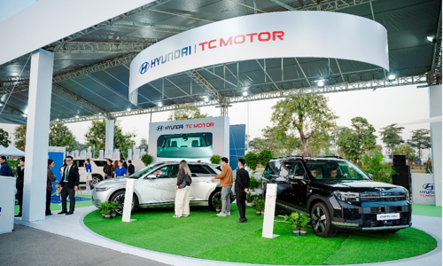 Hyundai display makes an impression at Vietnam Mobility Show
