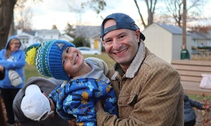 American parents scramble to buy 'brick' phones for children