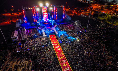 Emotional moments at Tiger Remix 2026 event