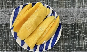 Six fruits diabetics should not eat regularly