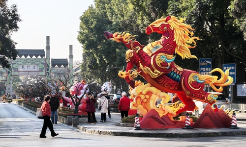 People worldwide prepare to welcome new year 2026