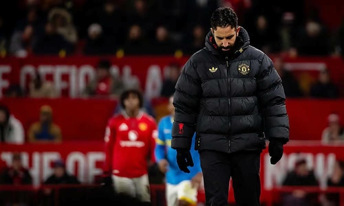 Neville frustrated as Amorim reuses 3-4-3 formation at Man Utd