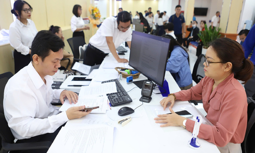 Ho Chi Minh City launches 'interlinked one-stop agency' at city level