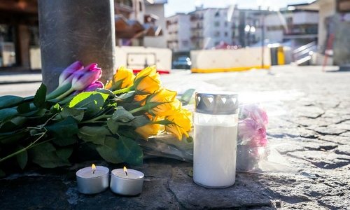 Moments of escape: survivor smashes window during deadly Swiss resort explosion