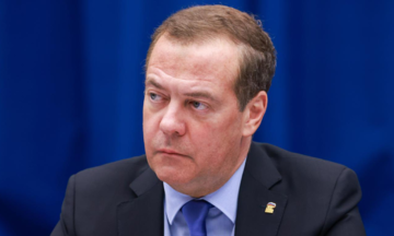 Medvedev: Ukraine to face retribution for New Year's Eve attack
