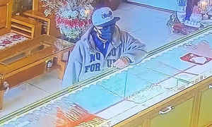 Jewelry store robbed in Lam Dong