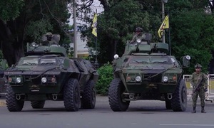 Colombia deploys military to Venezuela border