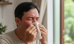 What happens if chronic sinusitis is left untreated?