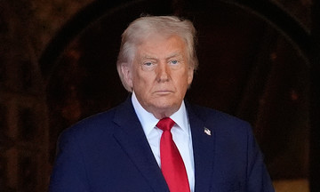 Trump says Venezuela will deliver 30-50 million barrels of oil to the US