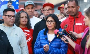 Venezuela declares 7 days of national mourning