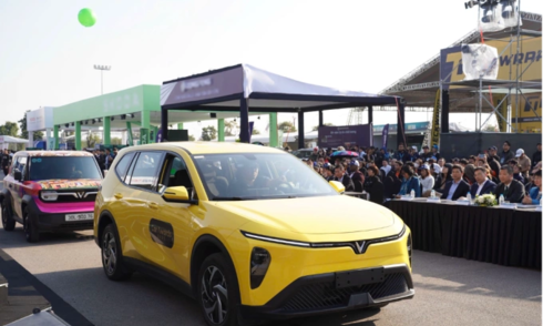 A VinFast subsidiary increases capital, surpasses Vingroup