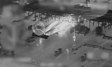 Moments US helicopter lands troops to seize oil tankers at sea